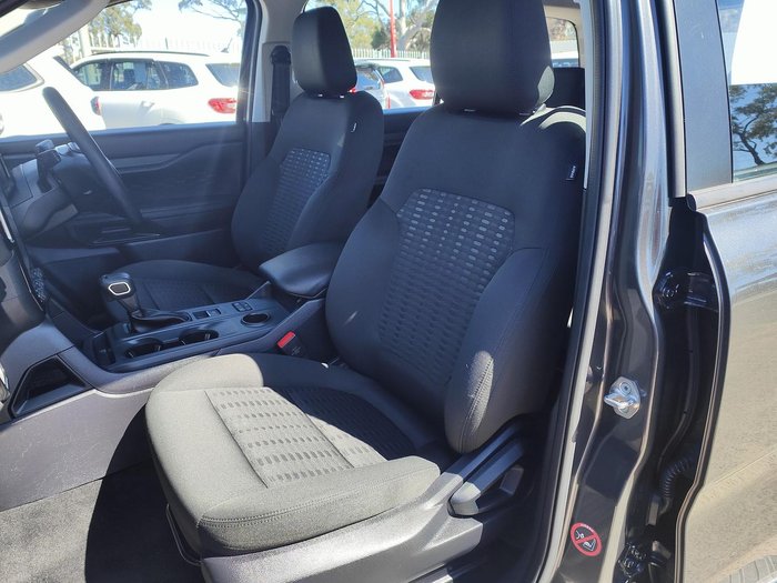 2022 Ford Everest Ambiente