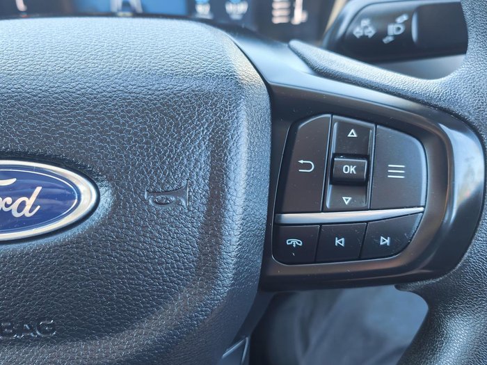 2022 Ford Everest Ambiente