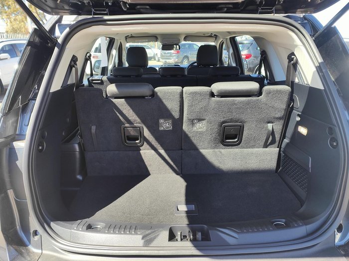 2022 Ford Everest Ambiente