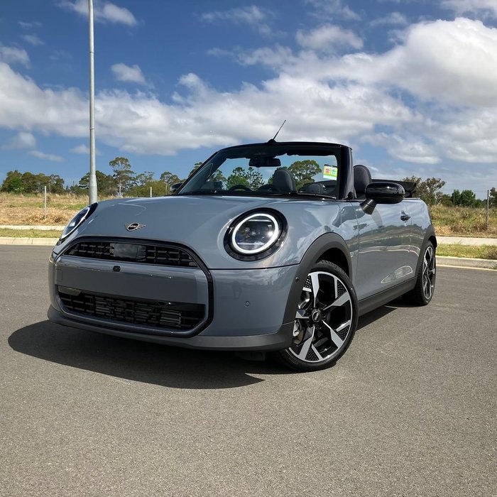 2025 MINI Cooper C Classic