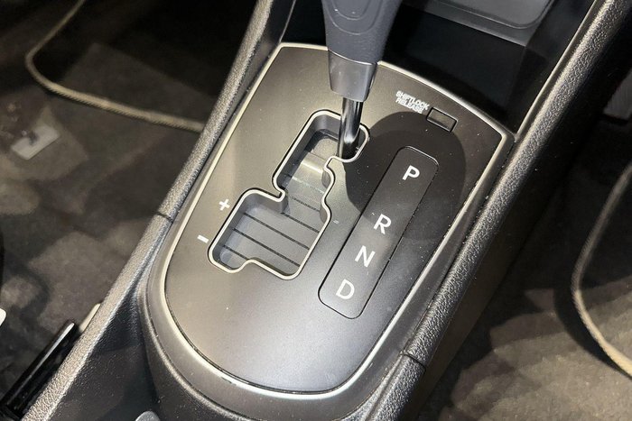 2016 Hyundai Accent Active