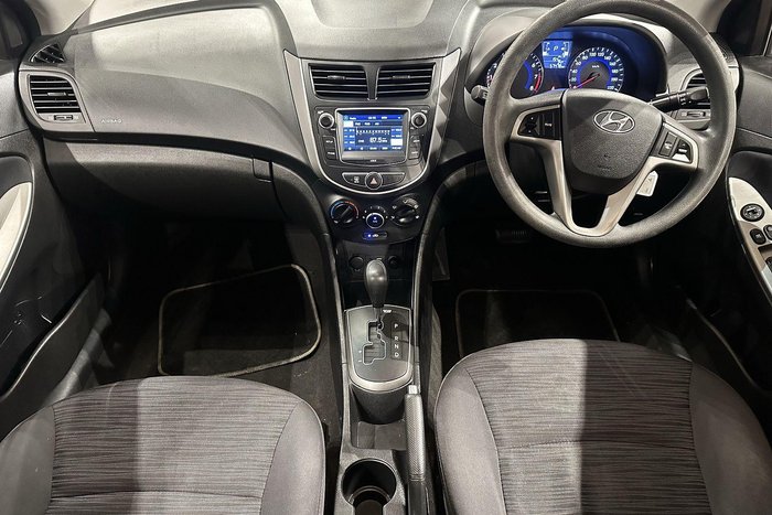 2016 Hyundai Accent Active