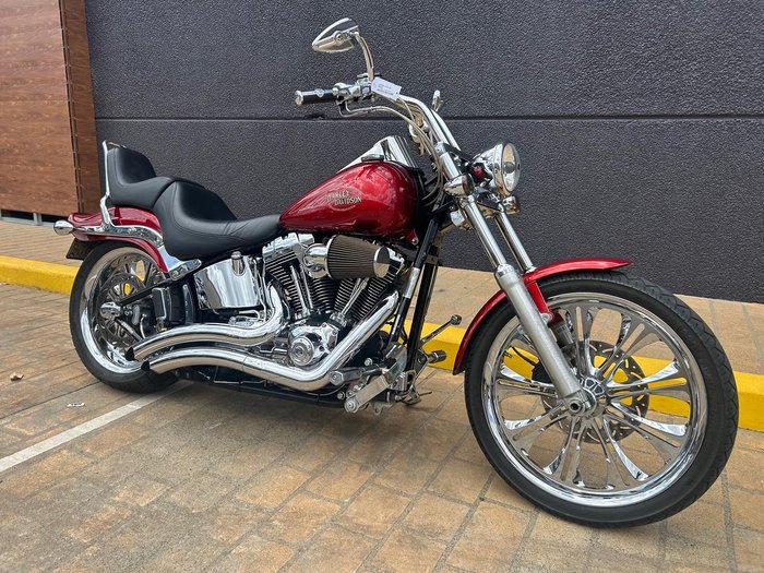 2008 Harley-Davidson Softail Custom 1584 (FXSTC) Softail Red