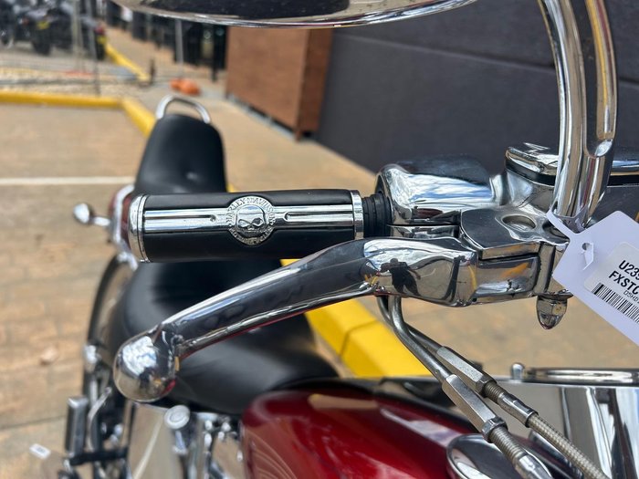 2008 Harley-Davidson Softail Custom 1584 (FXSTC) Softail Red