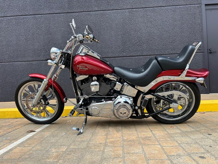 2008 Harley-Davidson Softail Custom 1584 (FXSTC) Softail Red