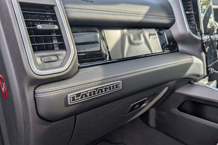 2025 RAM 1500 Laramie Sport Hurricane SO RamBox