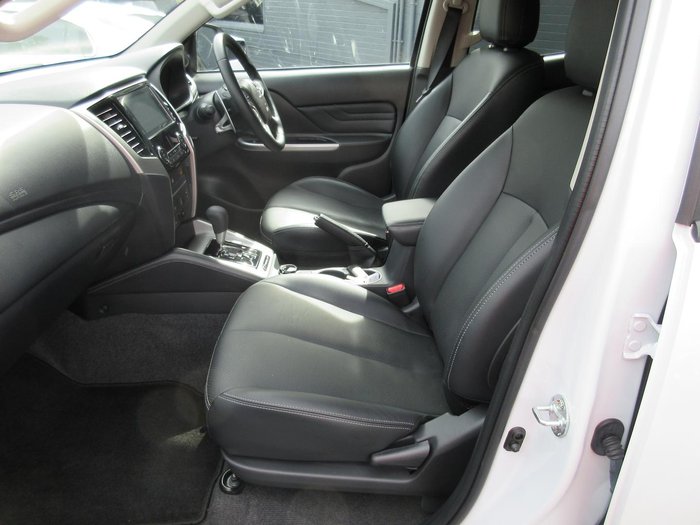 2023 Mitsubishi Triton Xtreme