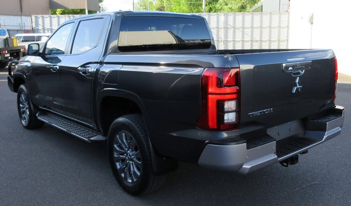 2025 Mitsubishi Triton GLS