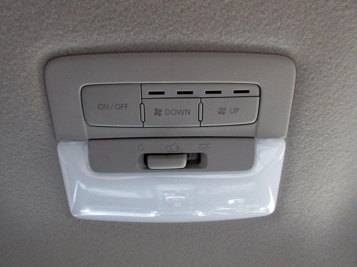 2025 Mitsubishi Triton GLS