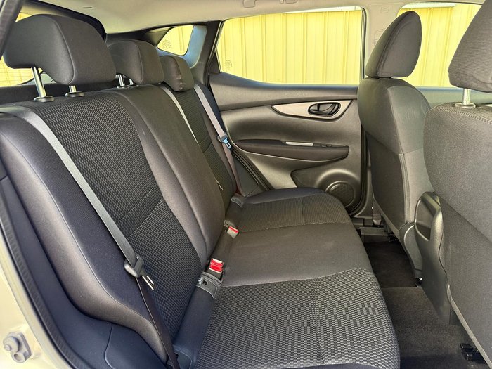 2015 Nissan QASHQAI ST