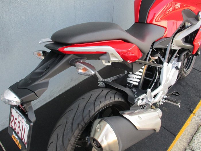 2019 BMW Motorrad G 310 R RED