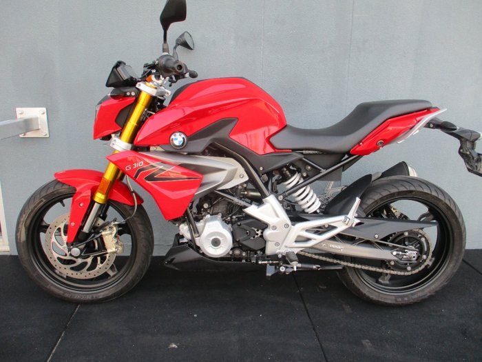 2019 BMW Motorrad G 310 R RED