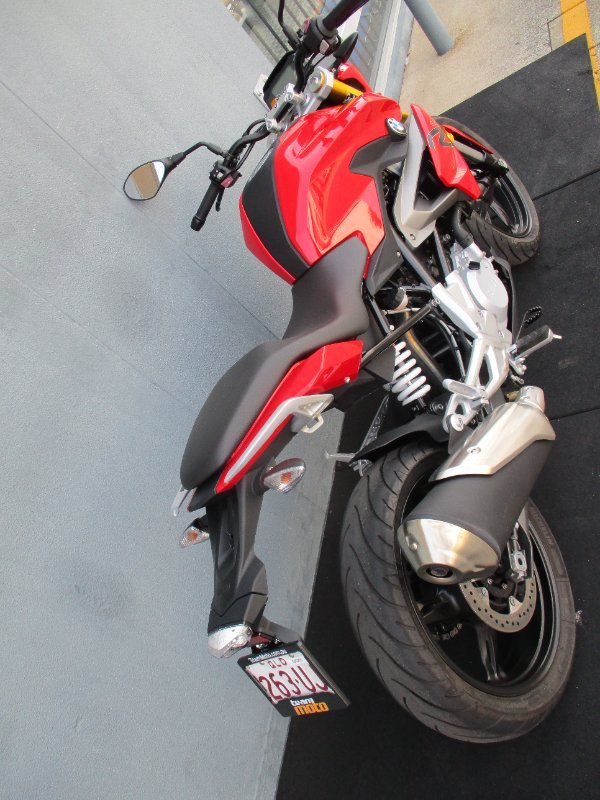 2019 BMW Motorrad G 310 R RED