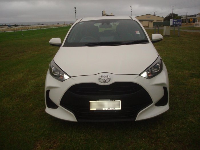 2020 Toyota Yaris Ascent Sport