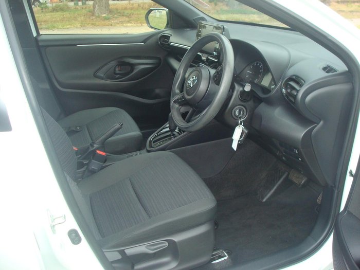 2020 Toyota Yaris Ascent Sport