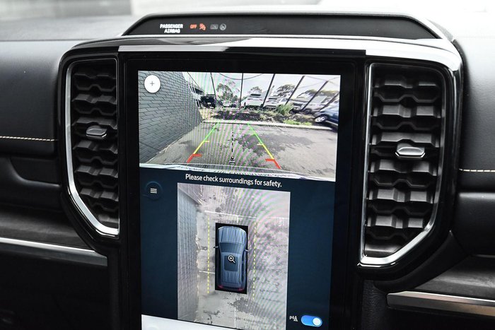 2023 Ford Everest Platinum