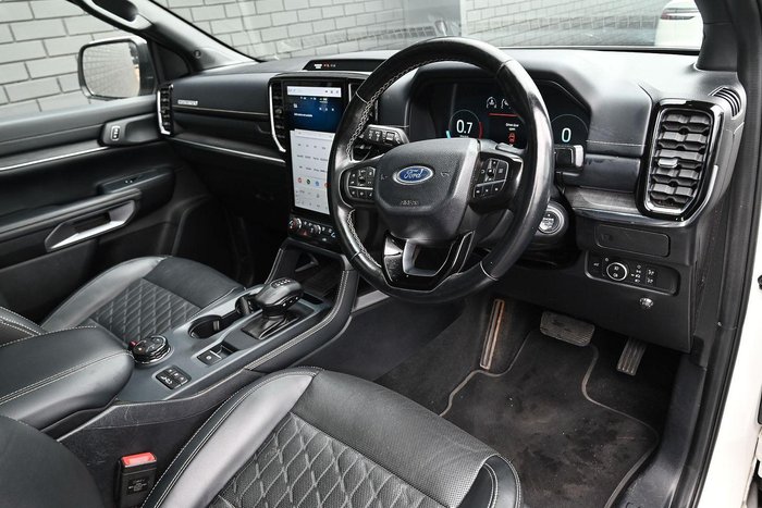 2023 Ford Everest Platinum