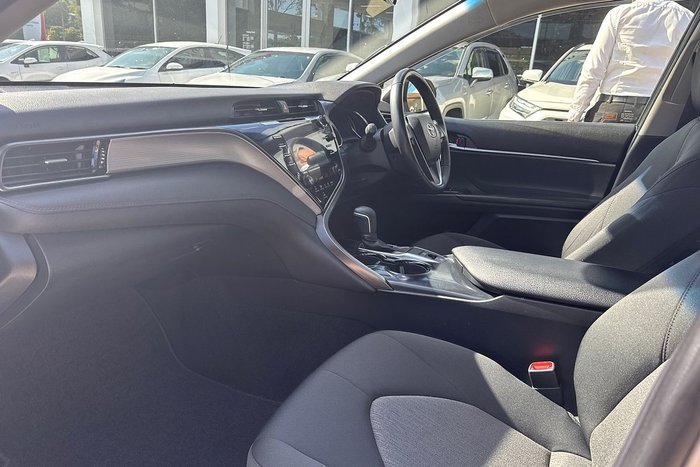 2019 Toyota Camry Ascent Sport