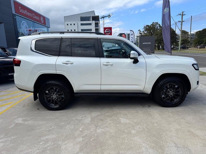 2022 Toyota Landcruiser VX FJA300R 4X4 Dual Range