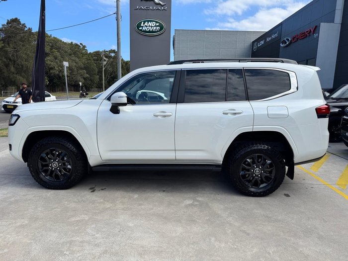 2022 Toyota Landcruiser VX