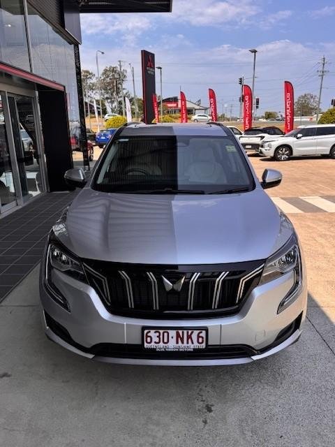 2024 Mahindra XUV700 AX7