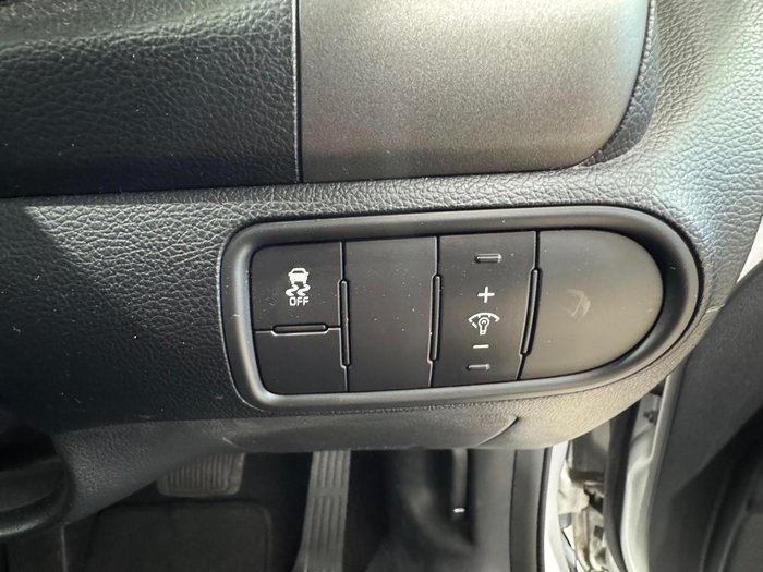 2013 Kia Cerato Si