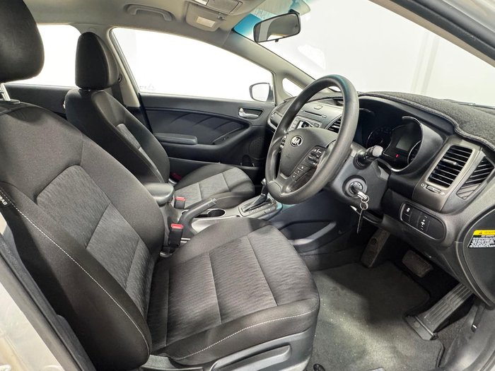 2013 Kia Cerato Si