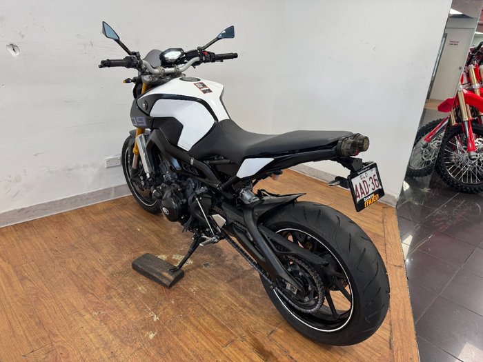 2014 Yamaha MT-09 ORANGE