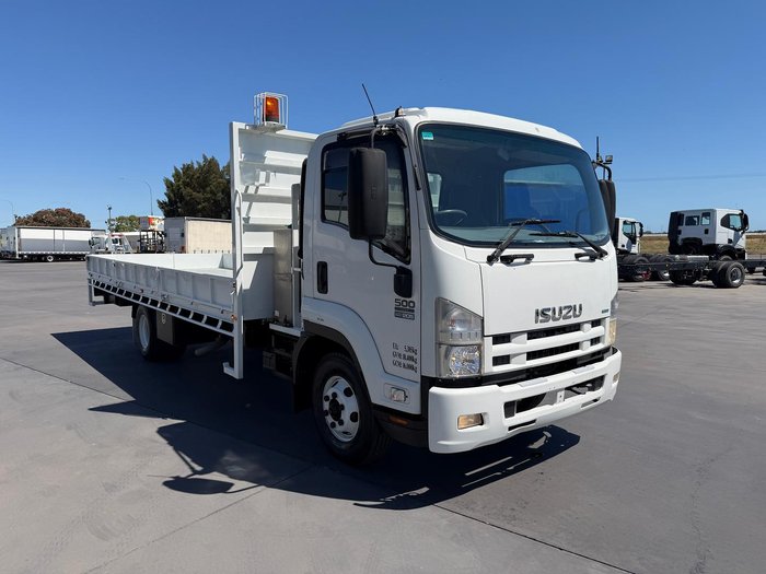 2011 Isuzu Frr500