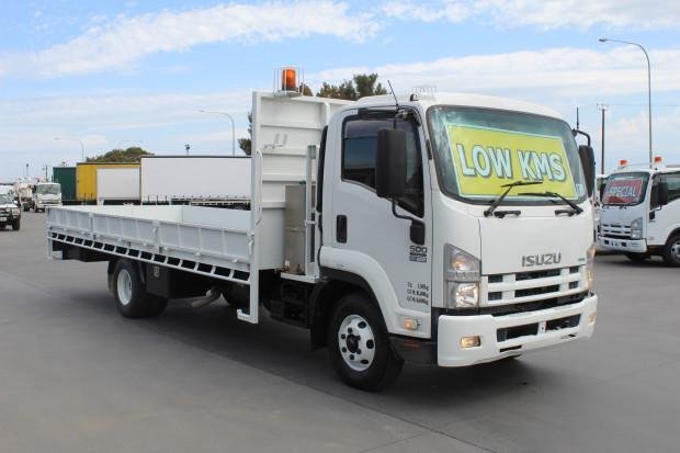 2011 Isuzu Frr500