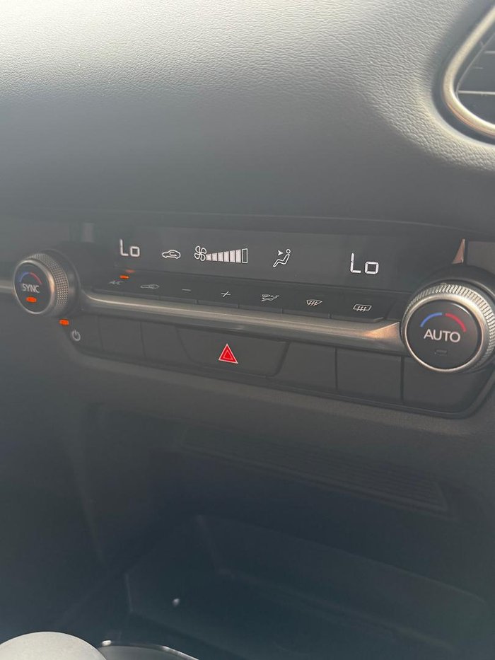 2025 Mazda CX-30 G20 Evolve