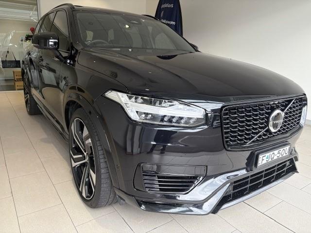 2022 Volvo XC90 Recharge Ultimate T8 Plug-In Hybrid MY23 AWD Onyx Black