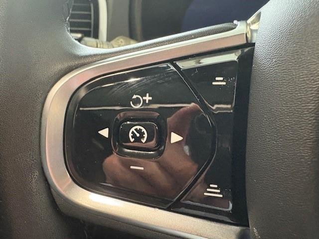 2022 Volvo XC90 Recharge Ultimate T8 Plug-In Hybrid MY23 AWD Onyx Black