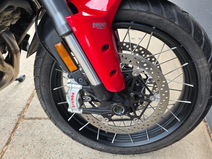 2022 DUCATI MULTISTRADA V4 S RED