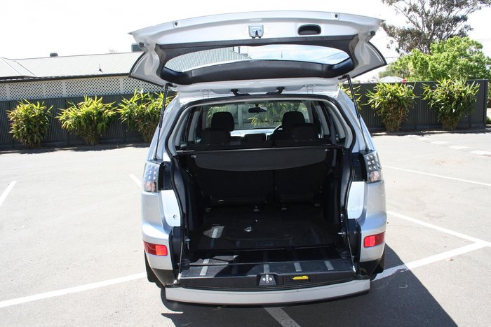 2008 Mitsubishi Outlander Platinum Edition ZG MY09 4X4 On Demand Hamilton Silver