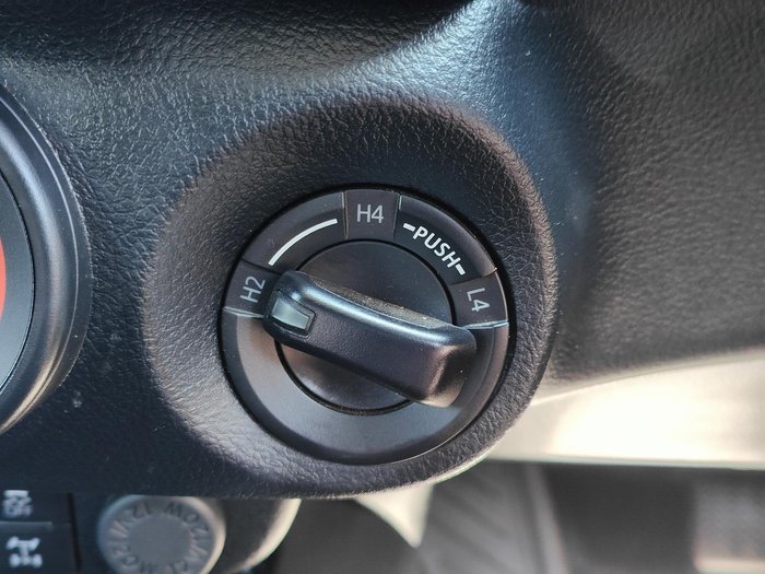 2021 Toyota Hilux SR