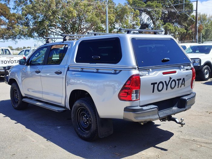 2021 Toyota Hilux SR