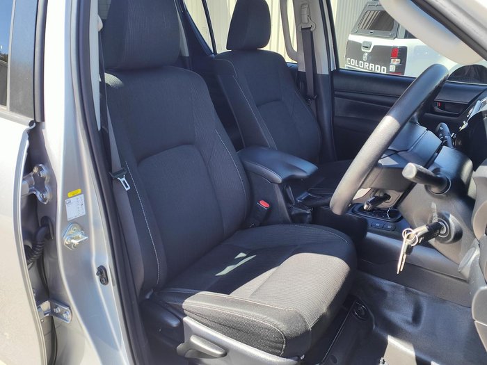 2021 Toyota Hilux SR