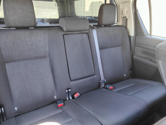 2021 Toyota Hilux SR