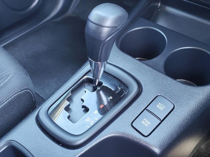 2021 Toyota Hilux SR