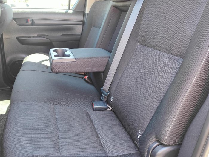 2021 Toyota Hilux SR