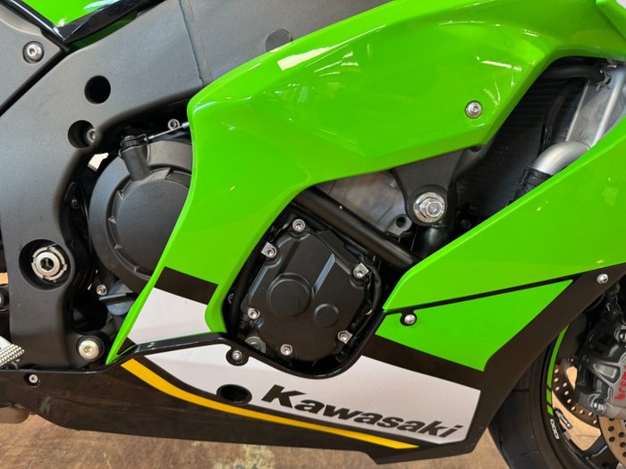 2025 Kawasaki NINJA ZX-10R GREEN