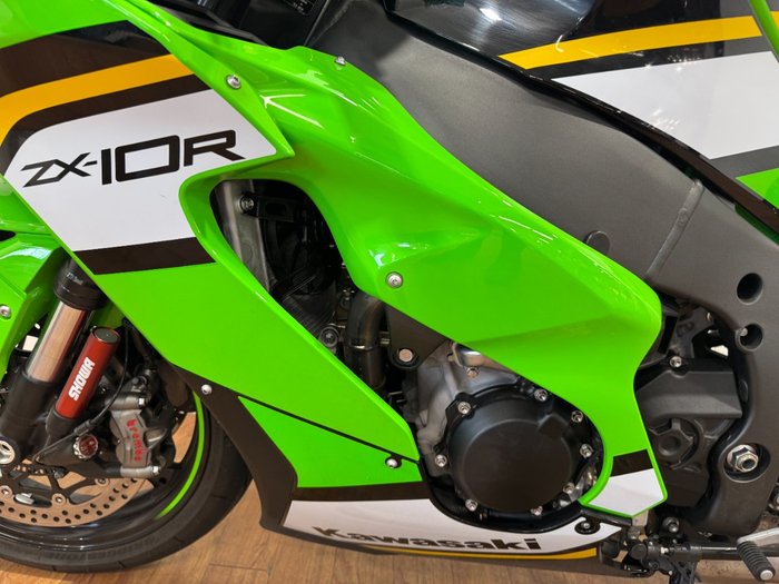 2025 Kawasaki NINJA ZX-10R GREEN