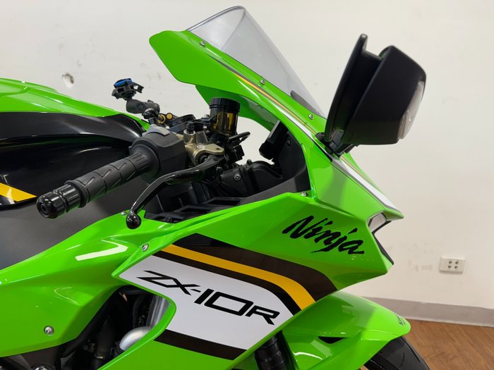 2025 Kawasaki NINJA ZX-10R GREEN