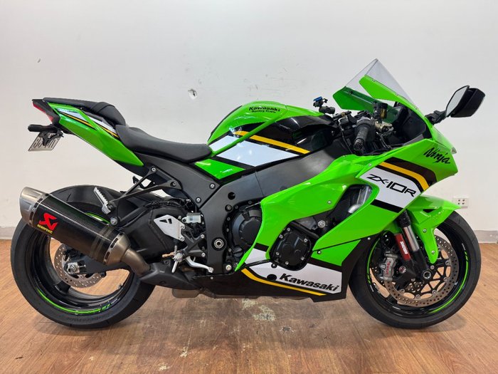 2025 Kawasaki NINJA ZX-10R GREEN