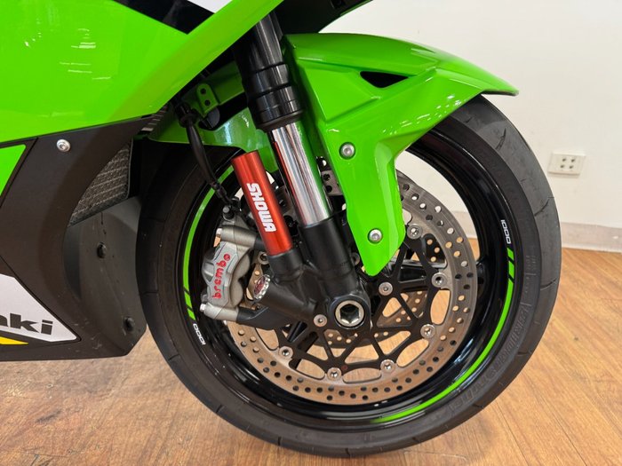 2025 Kawasaki NINJA ZX-10R GREEN