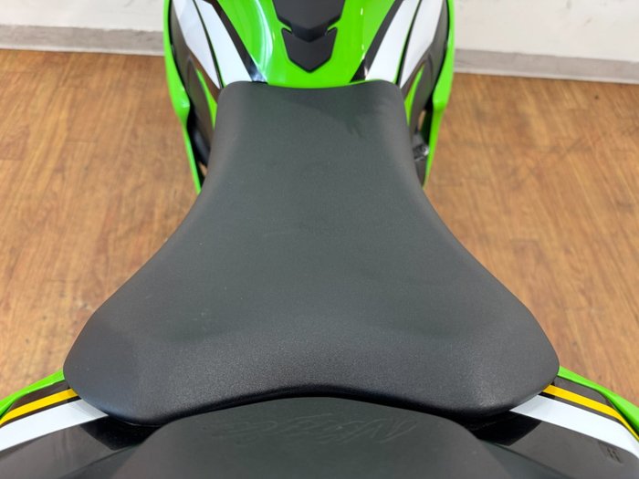 2025 Kawasaki NINJA ZX-10R GREEN