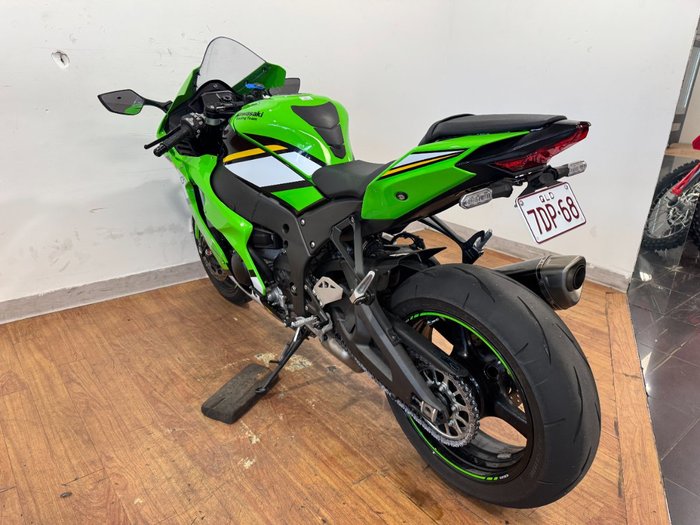 2025 Kawasaki NINJA ZX-10R GREEN