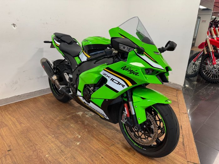2025 Kawasaki NINJA ZX-10R GREEN