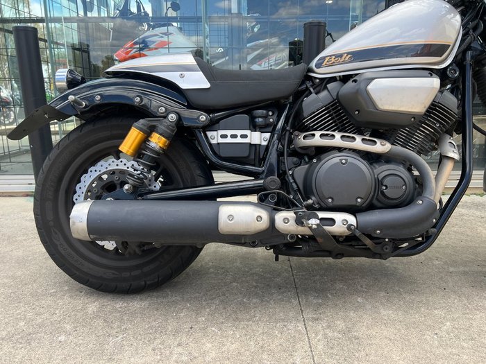 2015 Yamaha BOLT SILVER